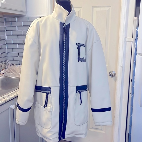 South Pole, quarter length coat, size med, cream color, blue trim, gray lining, - Picture 6 of 10